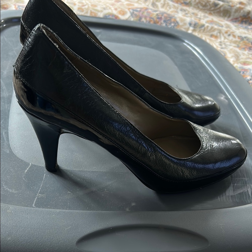 Liz Claiborne Black Patent & Leather Heels